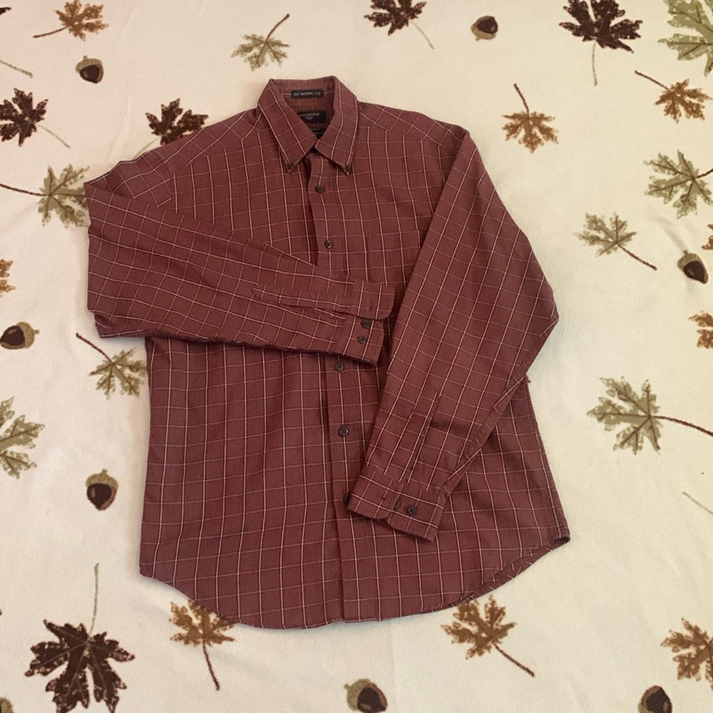 Printed Dockers men’s long sleeve airy shirt, size S, and no wrinkle material